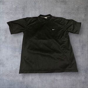 Y2K Nike Men's Black Short Sleeve‎ Tee
